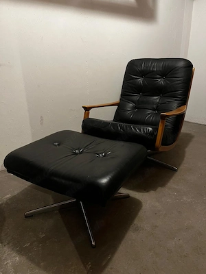Lounge-chair-Leather