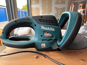 MAKITA Hecken Schere UH 7580 mit Kabel