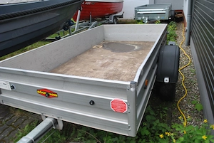 Böckmann PKW Anhänger 250 cm X 130 ccm 1300 kg Tüv bis April 2028