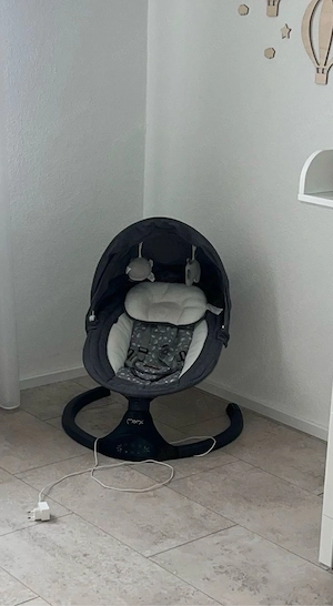 MoMi KENANI Babywippe klappbar bis 9kg schwarz