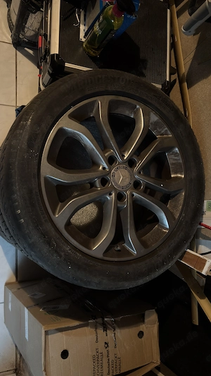 Original Mercedes Benz W205 Alufelgen mit Reifen 225 50 R17