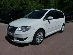 Volkswagen Touran TSI*1.4*AHK*PDC*Xenon*SHZ*Navi*Klimaauto