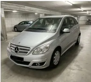 Mercedes-Benz B 180 CDI