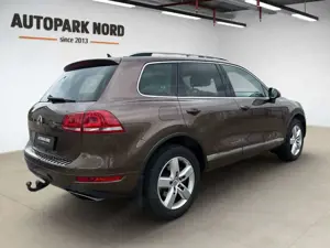 Volkswagen Touareg 3.0 V6 TDI BMT Exclusive - VOLL! Bild 4