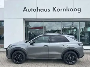 Volkswagen T-Roc 1.5 eTSI DSG R-Line AHK IQ.Light Sportpaket