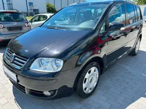 Volkswagen Touran 1.6 FSI Automatik Trendline PDC AHK
