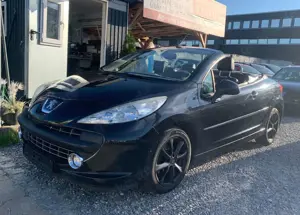 Peugeot 207 207 CC CC 120 VTi Filou. Klima Einparkhilfe