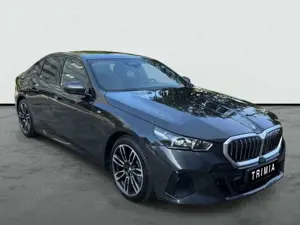 BMW 520 d xDrive Lim. M Sport | HUD | 360 Cam | AHK