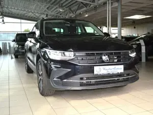 Volkswagen Tiguan 1,5 TSI DSG Life NAVI LED SHZ