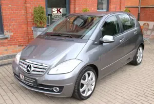 Mercedes-Benz A 170 Elegance AutomotikShzBluetooth
