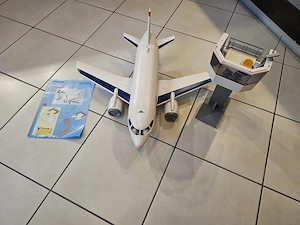 Playmobil 5261 Großes Flugzeug   Flughafen