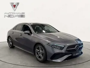 Mercedes-Benz A 200 AMG-LINE lim *NAVI*LED*AMBIENTE*CARPLAY*