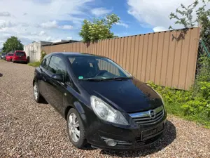 Opel Corsa Edition TEMPOMAT+KLIMA+PDC+TÜV NEU