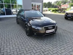 Audi A4 Attraction quattro
