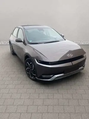 Hyundai IONIQ 5 Basis Elektro Bild 2