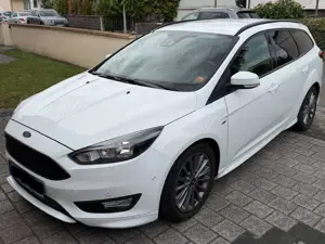 Ford Focus Focus Turnier ST-Line - Winterpaket -1.0 EcoBoost