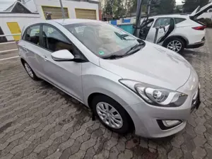 Hyundai i30 1.6 CRDI Intro Edition