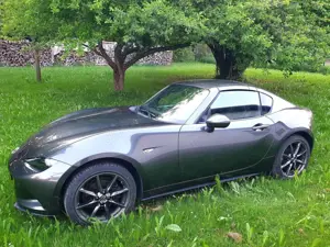 Mazda MX-5 MX-5 RF SKYACTIV-G 184 Exclusive-Line