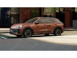 Volkswagen T-Roc 1.5 eTSI DSG R-Line Matrix Navi AHK Rear View