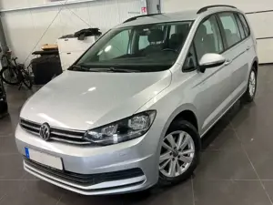 Volkswagen Touran 2.0 TDi Automatik **AHK*Navi*ACC*SHZ**