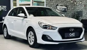 Hyundai i30 Pure TEMPOMAT|SPUR|MFL