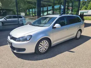 Volkswagen Golf Variant 1.6 TDI Trendline Scheckheft 8-fach
