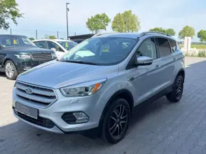 Ford Kuga Titanium 1.5 Eco Boost Aut Navi Leder