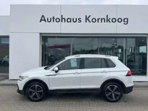 Volkswagen Tiguan 1.5 TSI DSG Elegance AHK Travel Bluetooth