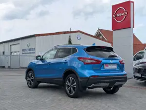 Nissan Qashqai Qashqai 1.3 DIG-T N-CONNECTA - Allwetter - AHK