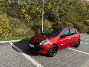 Renault Clio Clio  5-Türer 1.2 16V TCE Ripcurl