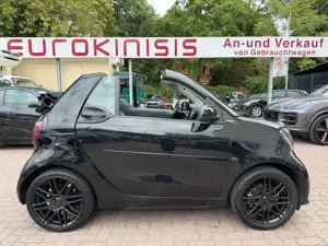 smart forTwo fortwo 66kW Cabrio BRABUS Xcl*LEDER*NAVI*SHZ*KAM