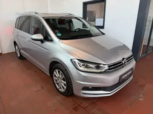 Volkswagen Touran 1.4 TSI Highline/DSG/Kamera/Pano/Massage
