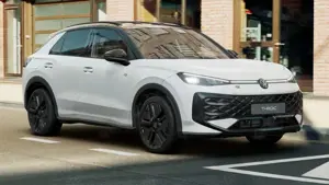 Volkswagen T-Roc R-Line 1.5 l eTSI OPF 110 kW (150 PS) 7-Gang-Doppe