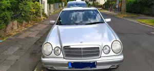Mercedes-Benz E 200 E 200 Elegance