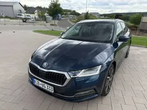 Skoda Octavia Skoda Octavia Combi Style 2.0 TDI DSG | ACC | Navi | Kamera | 1. Hand