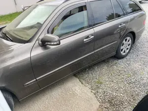 Mercedes-Benz E 220 T CDI Automatik Elegance