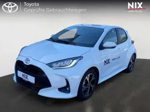 Toyota Yaris 1.5 Hybrid Teamplayer + Safety + Comfort