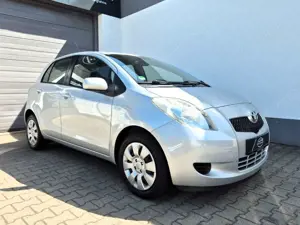 Toyota Yaris Toyota Yaris Sol |Klima|SHG|HU-neu|