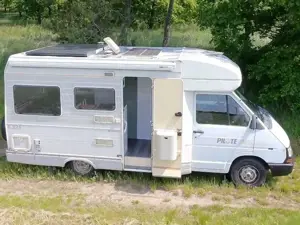 Caravans-Wohnm Pilote Renault Trafic Pilote R325