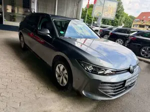 Volkswagen Passat Variant 2.0 TDI Leder LED AHK Sportsitze