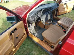 Mercedes-Benz 190 E