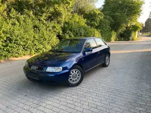 Audi A3 1.6 Ambiente, AUTOMATIK, TÜV-NEU bis 06.2028