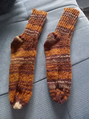 Handgestrickte Socken Größe 43-44