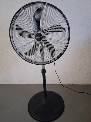 Standventilator Yukon I von Westinghouse