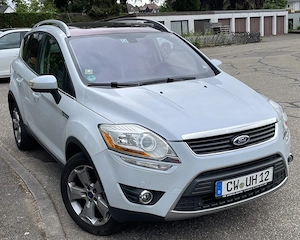 Ford Kuga 2,0 TDCI 4x4 120 KW Titanium Powershift mit AHK