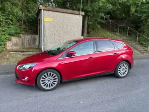 Ford Focus Focus Fließheck 1.0 EcoBoost Start-Stopp-System Titanium