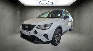 SEAT Arona 1.5 TSI FR DSG AHK NAV PLA LED SHZ Full Link VLB