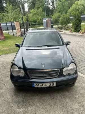 Mercedes-Benz C 180 Elegance Aut.