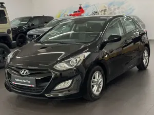Hyundai i30 FIFA World Cup Edition KLIMA/SHZ/U-FREI!