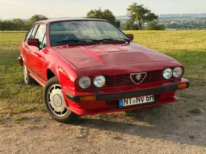 Alfa Romeo GTV 2.5